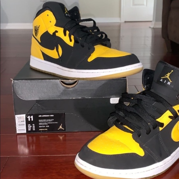 Air Jordan 1 New Love - Picture 1 of 4